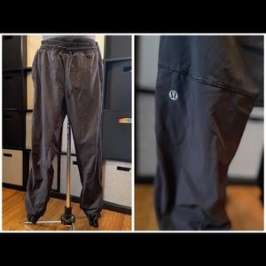 lululemon black athletic pants